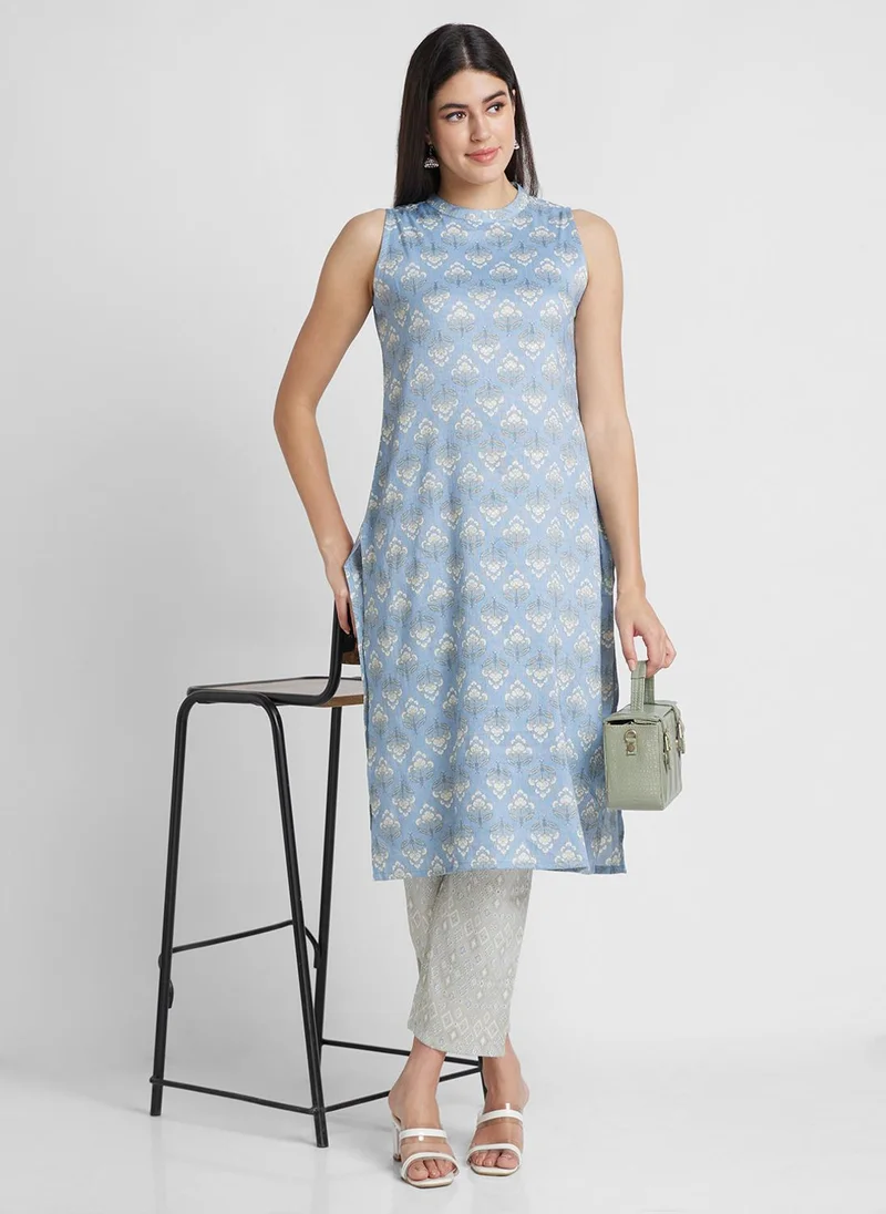 جلو باص Globus Women Blue Floral Printed Kurta With Trousers